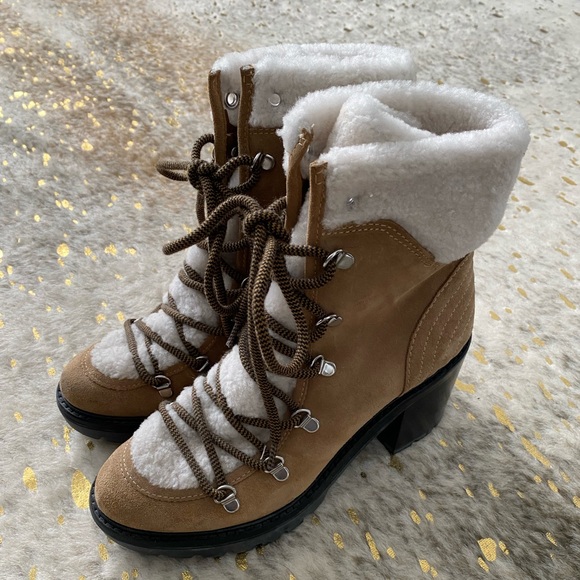 NWOT Marc Fisher Booties. - Picture 1 of 3